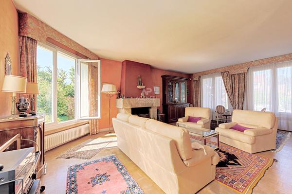 Maison à vendre à Saint-Germain-en-Laye - Sous-préfecture €1 133 000 ** - Référence 17960