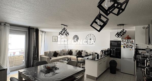 À vendre Appartement 3 pièces 69 m² - Marseille 13003