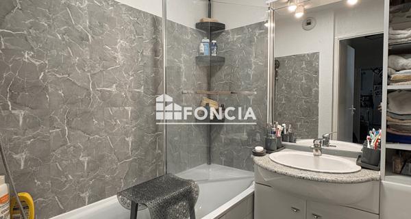 À vendre Appartement 3 pièces 69 m² - Marseille 13003