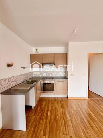 Bel appartement avec 2 balcons, ascenseur et 2 places de parking