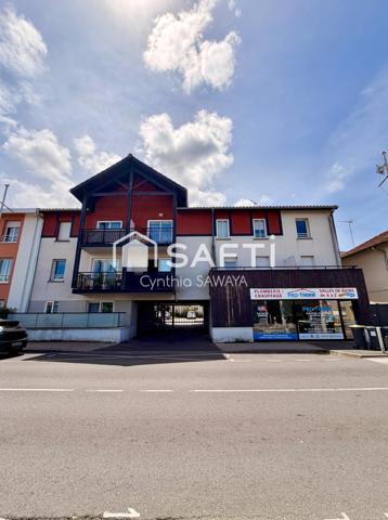 Bel appartement avec 2 balcons, ascenseur et 2 places de parking
