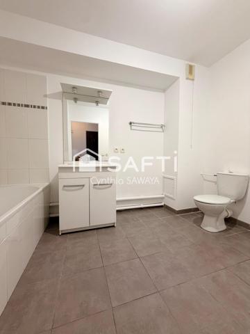 Bel appartement avec 2 balcons, ascenseur et 2 places de parking
