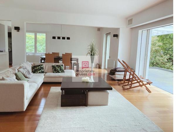 Maison Le Vesinet 220 m2 habitables (291 m2 utiles) sur terrain de 890 m2
