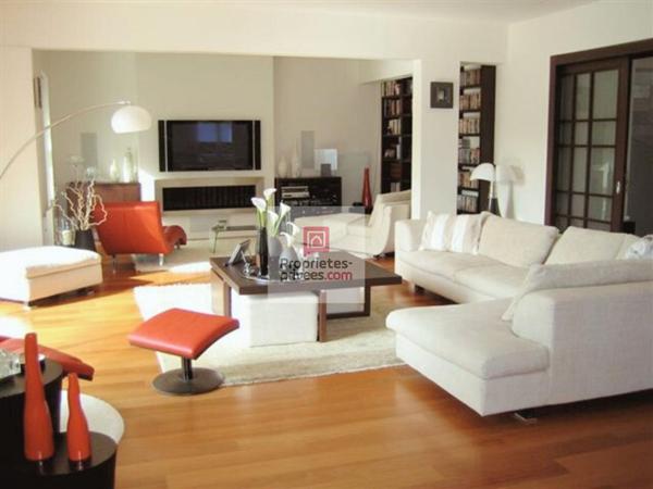 Maison Le Vesinet 220 m2 habitables (291 m2 utiles) sur terrain de 890 m2