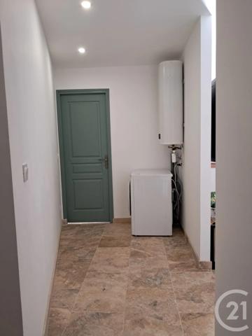 Maison à vendre  6 pièces - 101 m 2   LAURE MINERVOIS  - 11