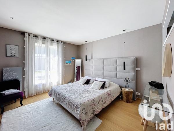 Maison à vendre 6 pièces 160 m² Ozoir-la-Ferrière