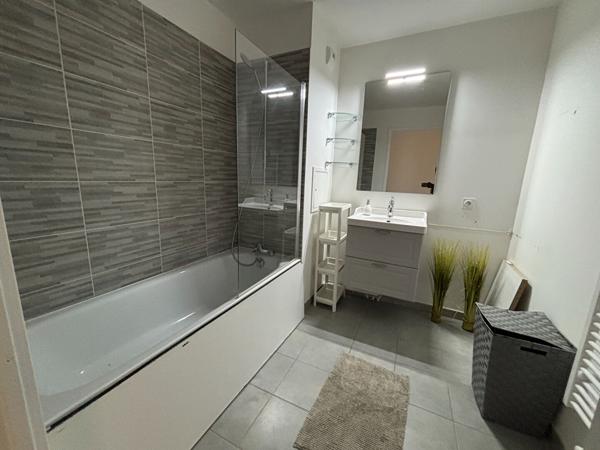 Appartement Le Blanc Mesnil 3 pièce(s) 61.26 m2