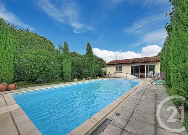 Maison à vendre  6 pièces - 200 m 2   VERNIOLLE  - 09