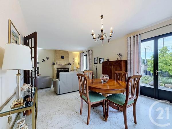 Maison à vendre  6 pièces - 200 m 2   VERNIOLLE  - 09