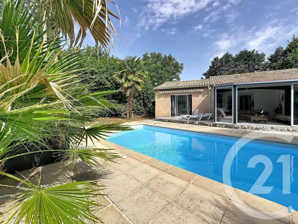 Maison à vendre  6 pièces - 200 m 2   VERNIOLLE  - 09