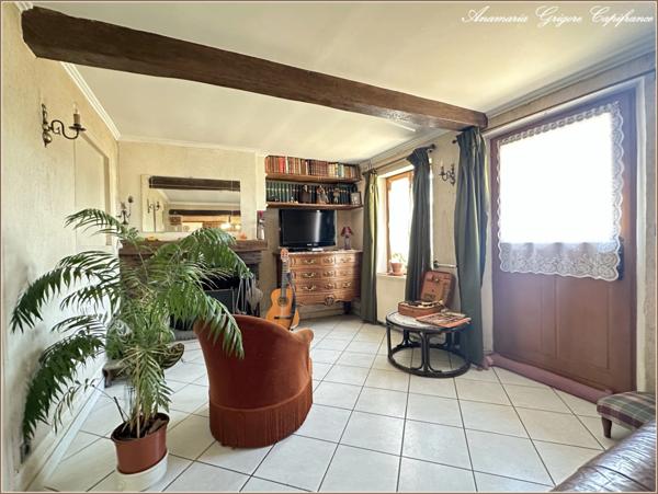 Centre de COURVILLE SUR EURE- maison de plain-pied, Surface- 92m², terrain clos de 395 m²