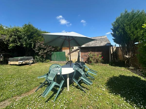 Centre de COURVILLE SUR EURE- maison de plain-pied, Surface- 92m², terrain clos de 395 m²