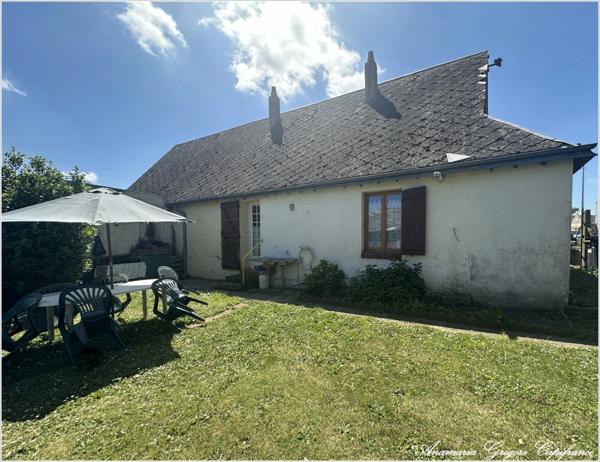 Centre de COURVILLE SUR EURE- maison de plain-pied, Surface- 92m², terrain clos de 395 m²
