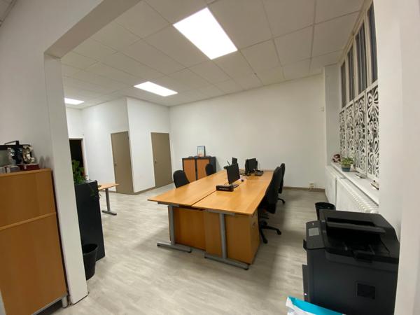 Local/bureau à vendre ROUBAIX (59) Quartier:gare, centre-ville 114,85m2 , 2 parkings, zone franche.