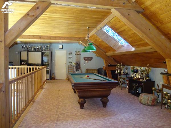 BELLE CONSTRUCTION CONTEMPORAINE A VENDRE A MARGON