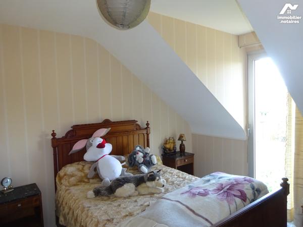 BELLE CONSTRUCTION CONTEMPORAINE A VENDRE A MARGON