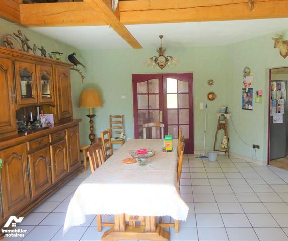 BELLE CONSTRUCTION CONTEMPORAINE A VENDRE A MARGON