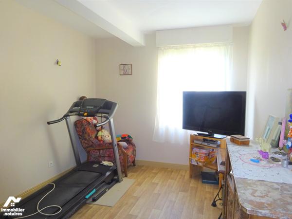 BELLE CONSTRUCTION CONTEMPORAINE A VENDRE A MARGON