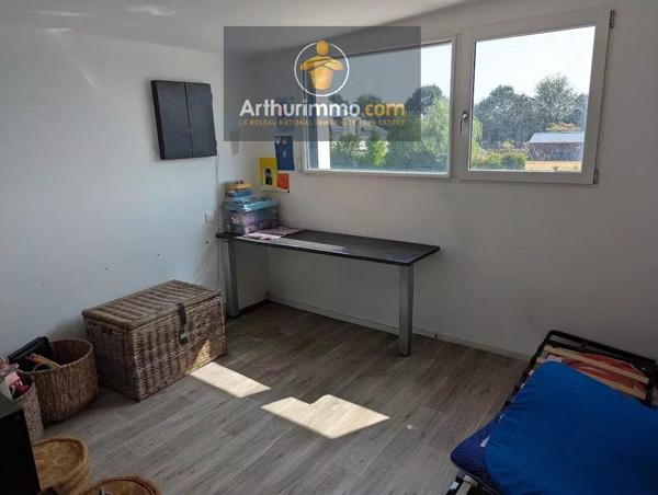 Vente                                                      Maison
                        
                     6 pièces                      142 m2                     à Josselin