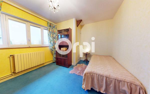 Maison à vendre    8 pièces • 230 m2 Soissons