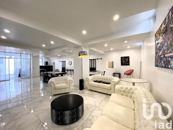 Loft 2 pièces de 134 m² à Carpentras (84200)