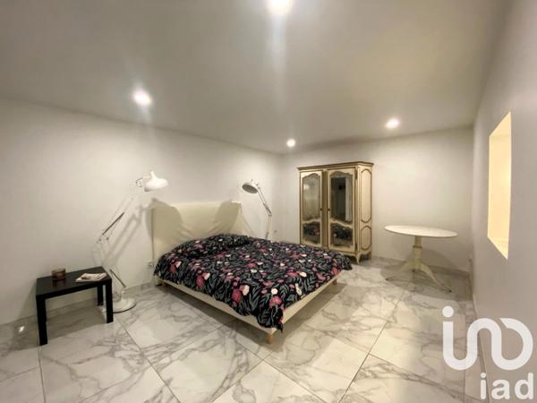 Loft 2 pièces de 134 m² à Carpentras (84200)