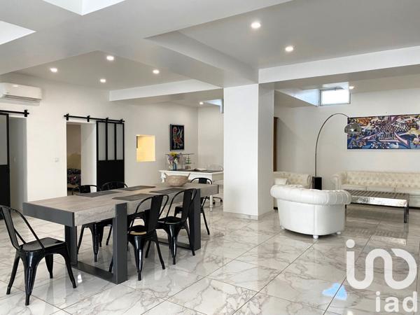 Loft 2 pièces de 134 m² à Carpentras (84200)