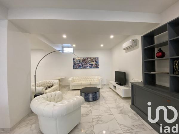 Loft 2 pièces de 134 m² à Carpentras (84200)