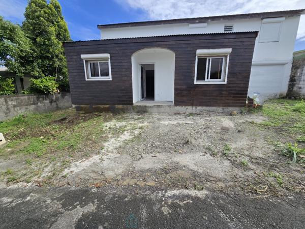 Villa T5 sis à Capesterre-Belle-Eau.