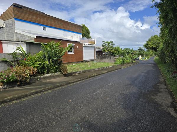 Villa T5 sis à Capesterre-Belle-Eau.