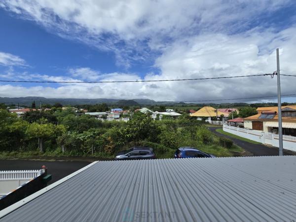 Villa T5 sis à Capesterre-Belle-Eau.