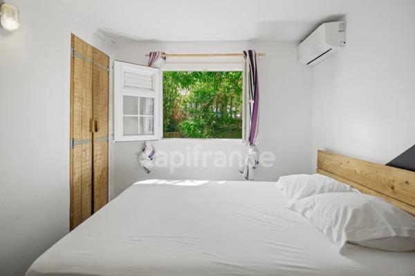 A louer - Case-Pilote - Appartement en RDC - 3 pièces avec terrasse et piscine commune