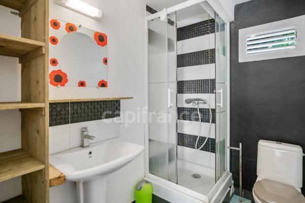 A louer - Case-Pilote - Appartement en RDC - 3 pièces avec terrasse et piscine commune