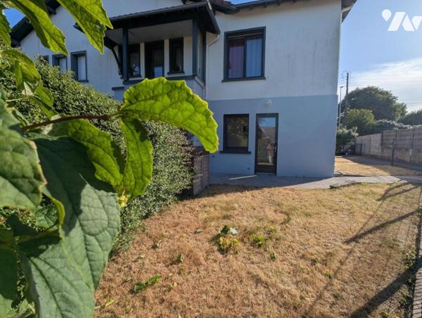 Plein centre de Saint Brevin les Pins, appartement avec jardin.