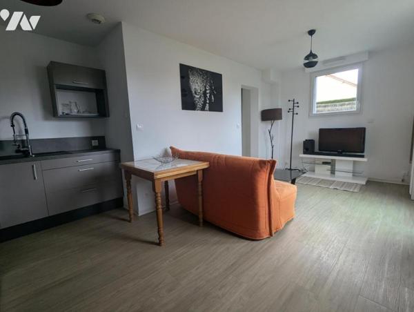 Plein centre de Saint Brevin les Pins, appartement avec jardin.