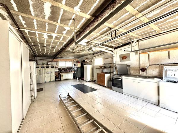 Maison à vendre  6 pièces - 141,80 m 2   MIREVAL  - 34