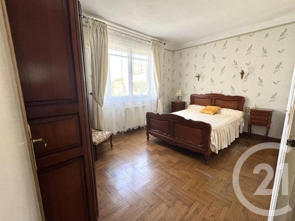 Maison à vendre  6 pièces - 141,80 m 2   MIREVAL  - 34