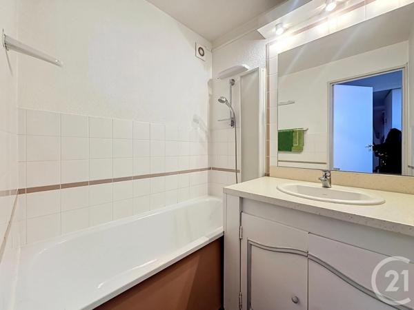 Appartement T2 à vendre  2 pièces - 41,82 m 2   SETE  - 34