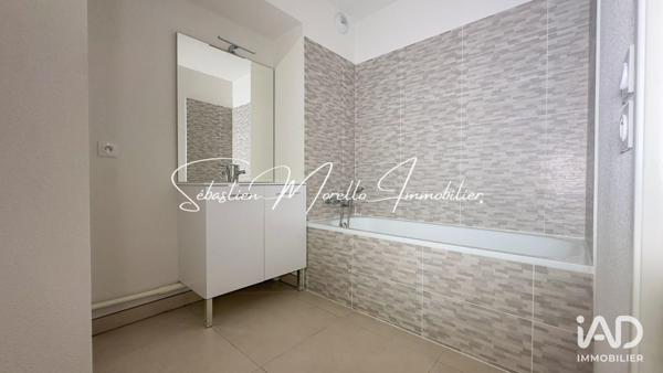 Appartement à vendre 3 pièces 61 m² Nîmes