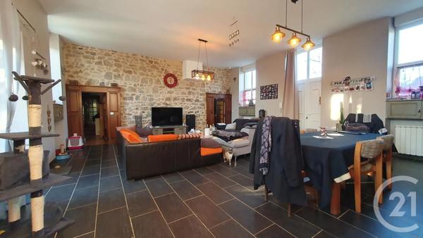 Maison à vendre  8 pièces - 300 m 2   MONTLUCON  - 03