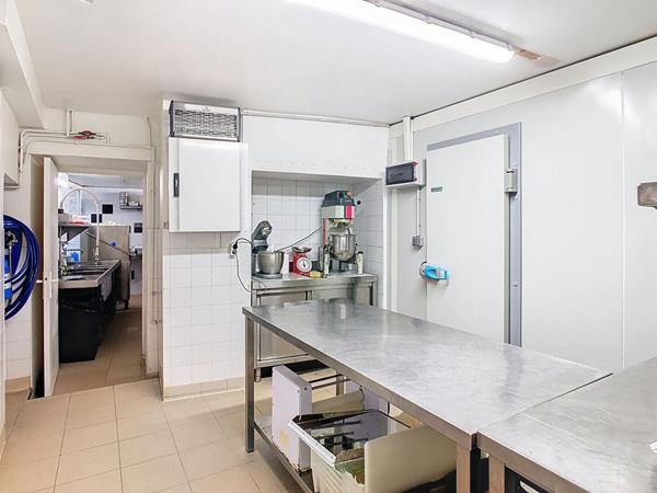 Restaurant renommé avec logement