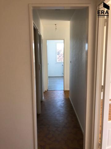 APPARTEMENT T4 A LOUER - BLOIS - 2 CHBS (POSS. 3) - CAVE, FACILITE DE STATIONNEMENT