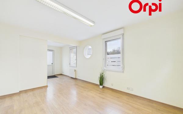 Appartement à vendre    2 pièces •  Bernay