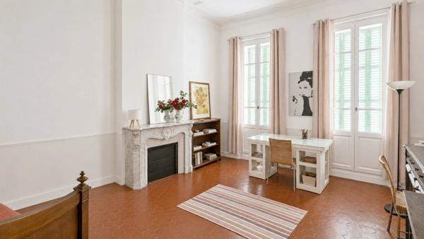 SALON-DE-PROVENCE (13) | Grande maison de maître de près de 300 m² avec jardin et piscine (chauffée) en cœur de ville