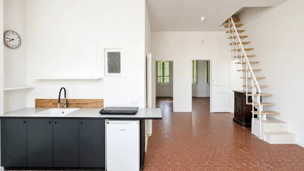 SALON-DE-PROVENCE (13) | Grande maison de maître de près de 300 m² avec jardin et piscine (chauffée) en cœur de ville