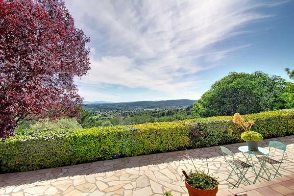 A VENDRE EN EXCLUSIVITE à Draguignan - Maison 4 pièces Lumineuse et calme avec belle vue