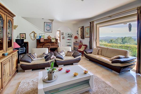 A VENDRE EN EXCLUSIVITE à Draguignan - Maison 4 pièces Lumineuse et calme avec belle vue