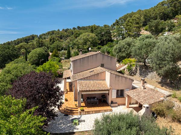 A VENDRE EN EXCLUSIVITE à Draguignan - Maison 4 pièces Lumineuse et calme avec belle vue