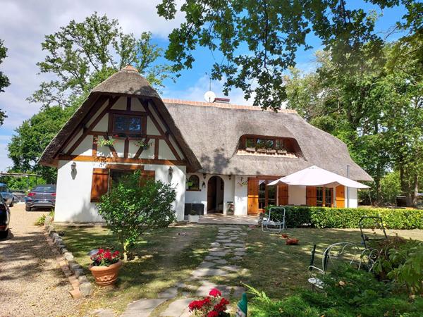 Authentique chaumière de caractère à Asnières-sur-Oise
