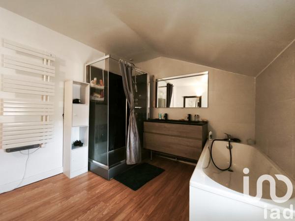 Maison 5 pièces de 128 m² à Warmeriville (51110)